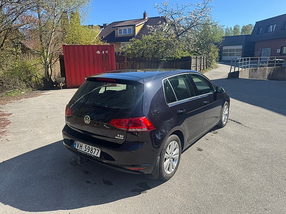 Volkswagen Golf VII 5 of 17