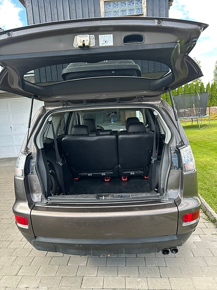 Mitsubishi Outlander 12 of 26