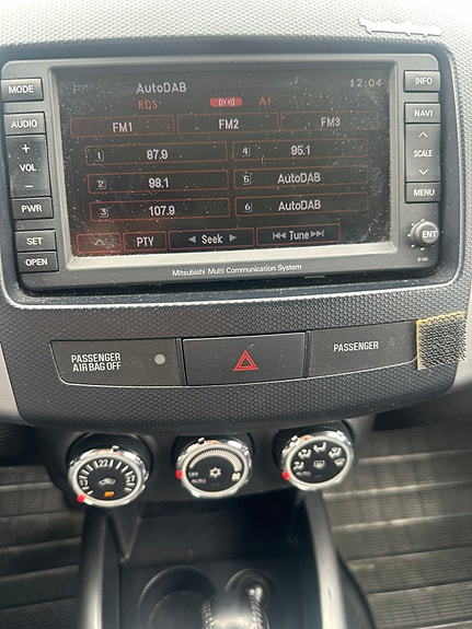 Mitsubishi Outlander 22 of 26