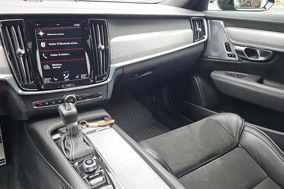 Volvo V90 13 of 30