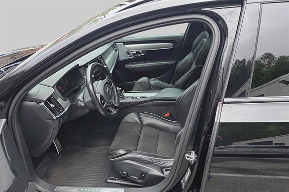 Volvo V90 8 of 30