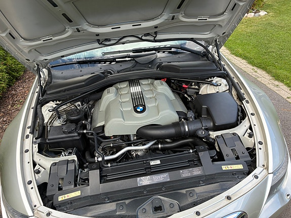 BMW 645Ci 12 of 23