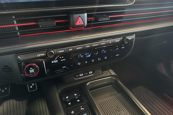 Hyundai Ioniq 6 15 of 26