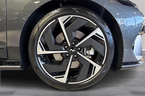 Hyundai Ioniq 6 24 of 26