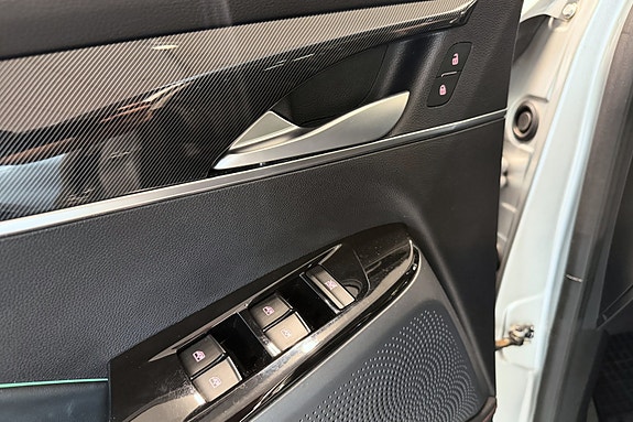 Maxus Euniq 6 16 of 30