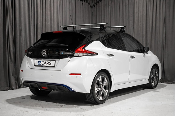 Nissan Leaf 2 of 30