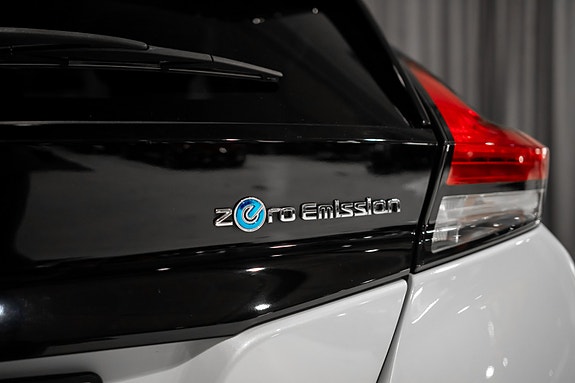 Nissan Leaf 17 of 30