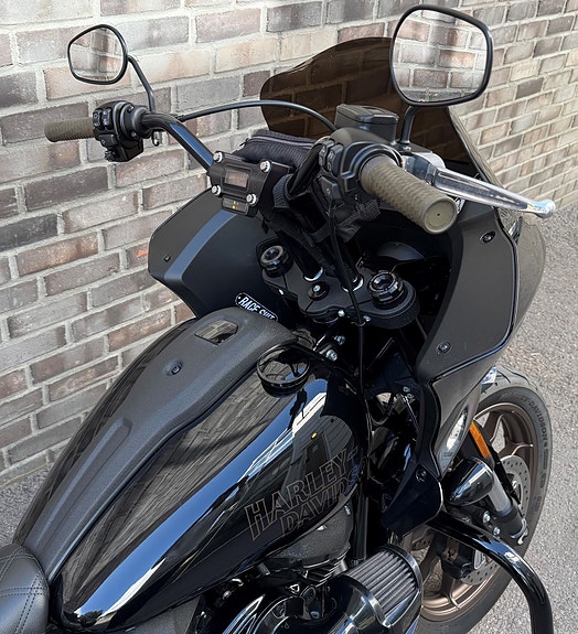 Harley-Davidson FXLRST Low Rider ST 5 of 16