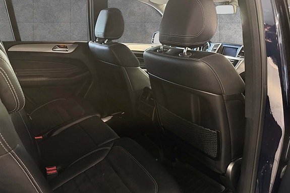 Mercedes-Benz ML250 27 of 30