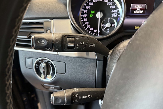 Mercedes-Benz ML250 16 of 30