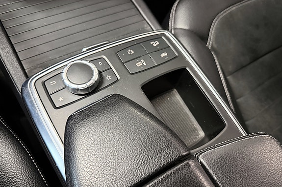Mercedes-Benz ML250 19 of 30