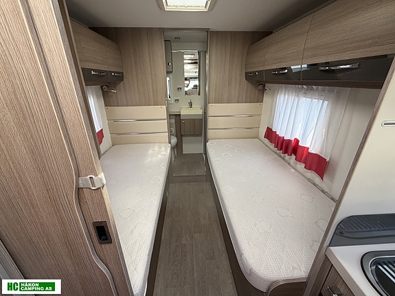 Challenger 377 Genesis 20 of 30