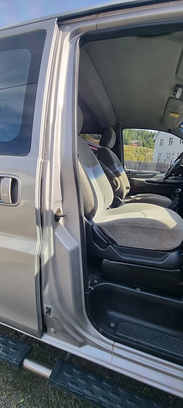 Hyundai H-1 23 of 30