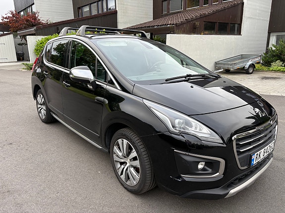 Peugeot 3008 2 of 6