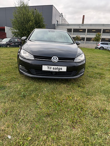 Volkswagen Golf VII 3 of 28