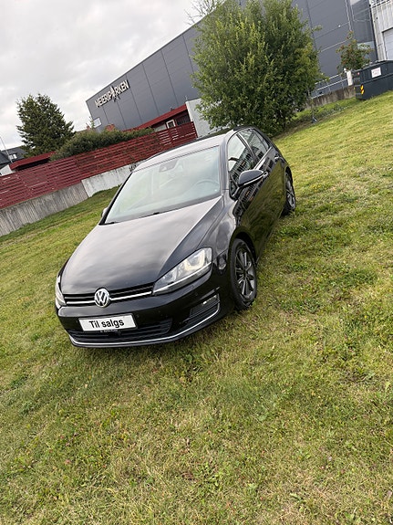 Volkswagen Golf VII 5 of 28