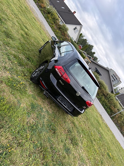 Volkswagen Golf VII 7 of 28