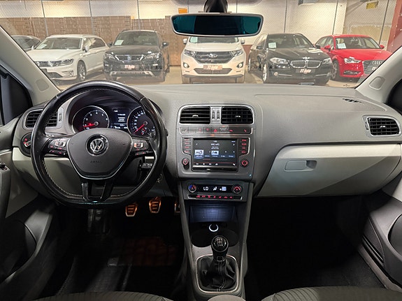 Volkswagen Polo 29 of 30