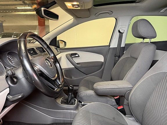 Volkswagen Polo 26 of 30
