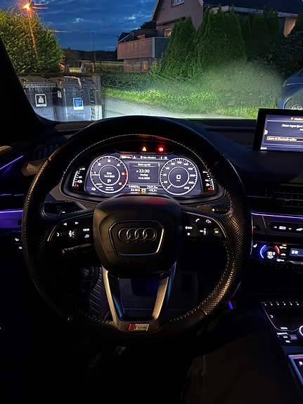 Audi Q7 12 of 30