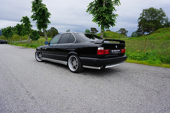 BMW M5 10 of 30