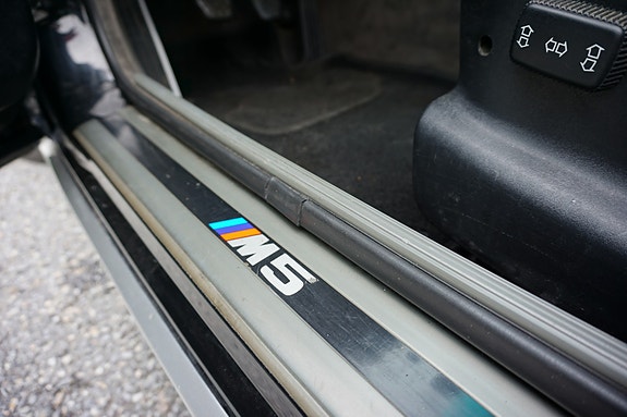 BMW M5 25 of 30