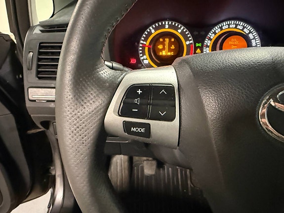 Toyota Auris 17 of 26