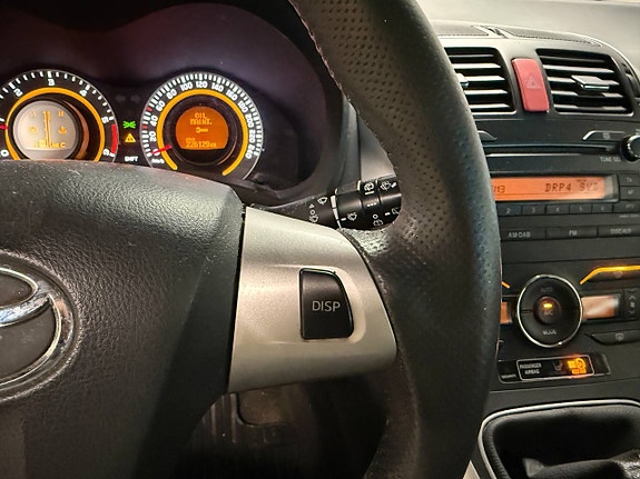 Toyota Auris 16 of 26