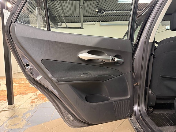 Toyota Auris 6 of 26