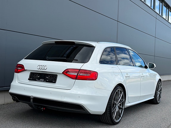 Audi A4 9 of 30