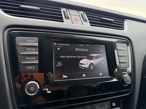 Skoda Octavia Scout 27 of 30