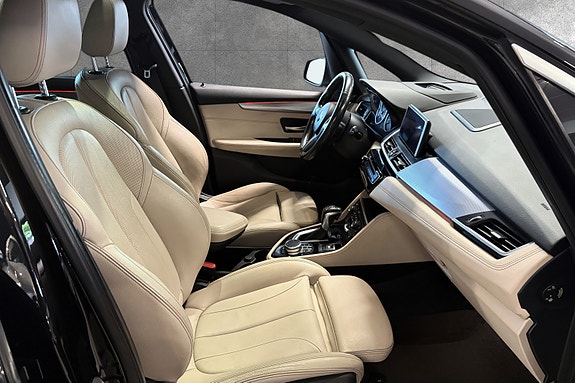 BMW 225xe 21 of 30