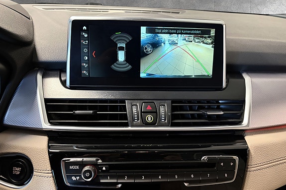 BMW 225xe 17 of 30