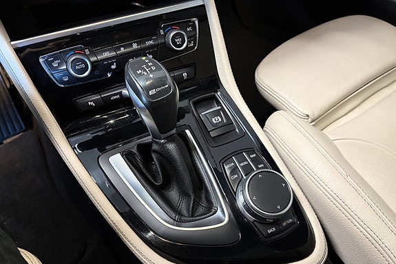 BMW 225xe 19 of 30