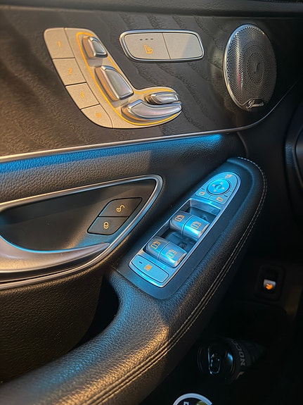Mercedes-Benz C350 e 18 of 20