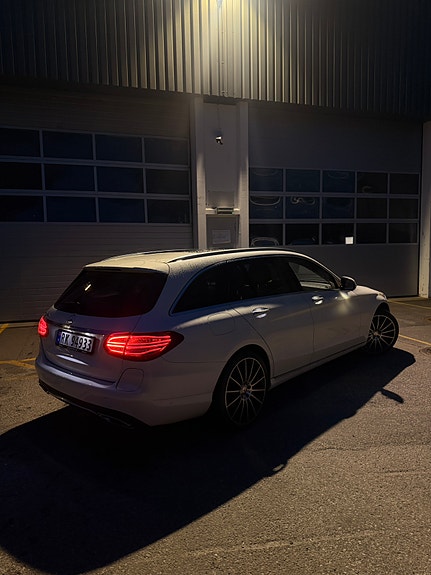 Mercedes-Benz C350 e 10 of 20