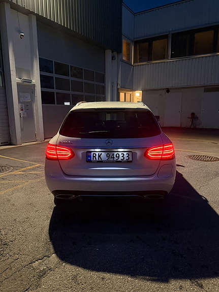 Mercedes-Benz C350 e 9 of 20