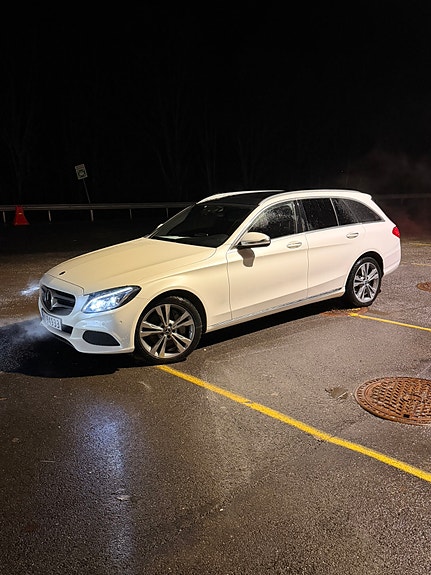 Mercedes-Benz C350 e 13 of 20