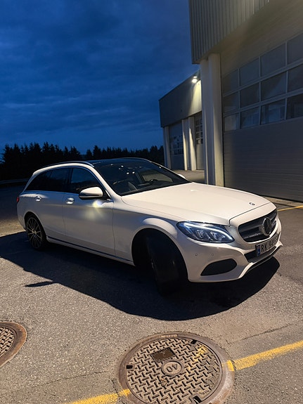 Mercedes-Benz C350 e 4 of 20
