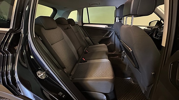 Volkswagen Tiguan 20 of 27