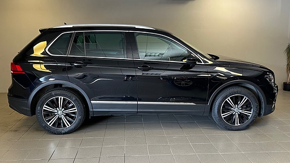 Volkswagen Tiguan 4 of 27