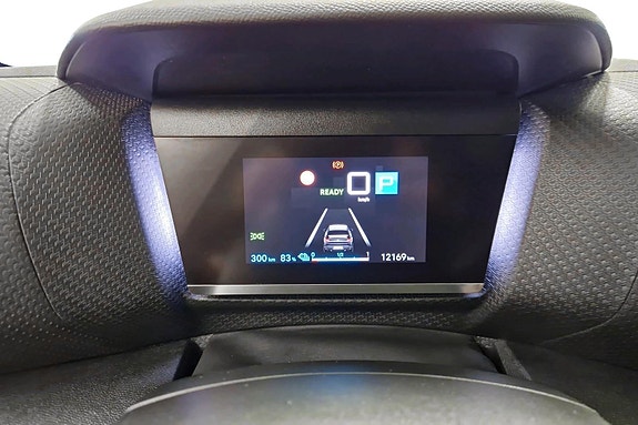 Citroen E-C4 X 19 of 27
