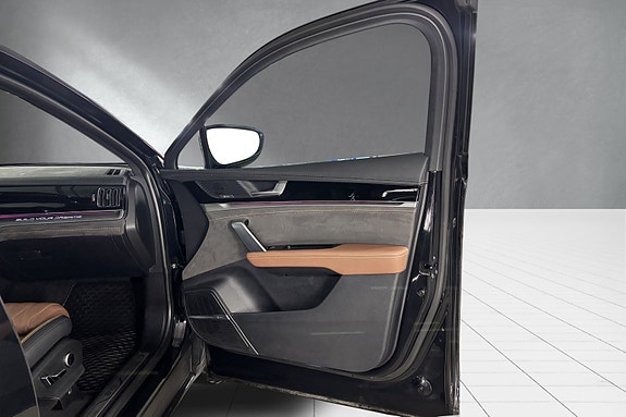 BYD Tang 26 of 30