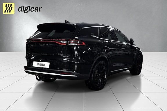 BYD Tang 7 of 30