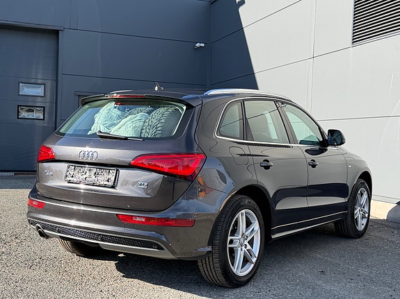 Audi Q5 8 of 27