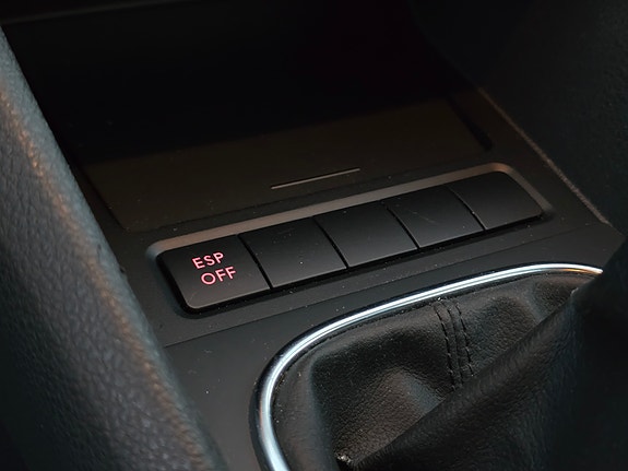 Volkswagen Golf VI 18 of 18