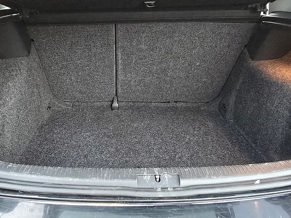 Volkswagen Golf VI 8 of 18