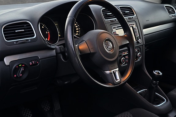 Volkswagen Golf VI 11 of 18