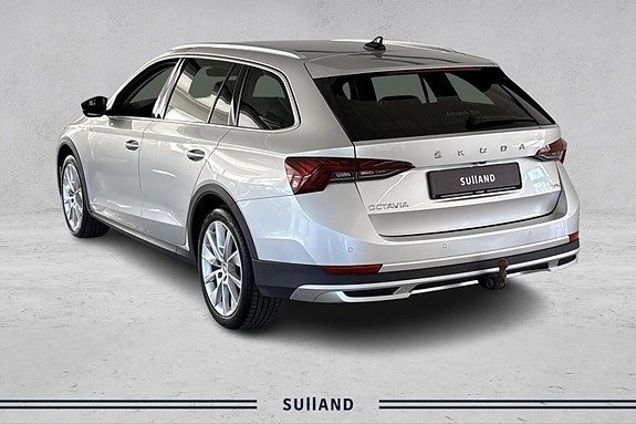 Skoda Octavia Scout 3 of 25