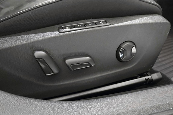 Skoda Octavia Scout 17 of 25